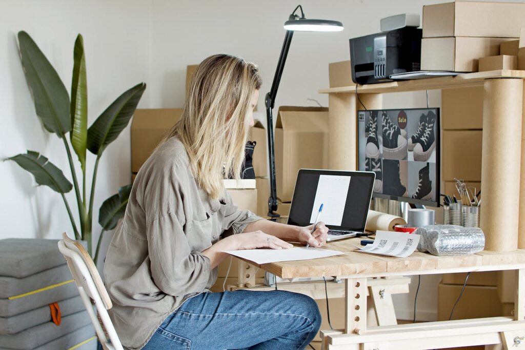 Mastering Essential Skills for a Successful Side Hustle